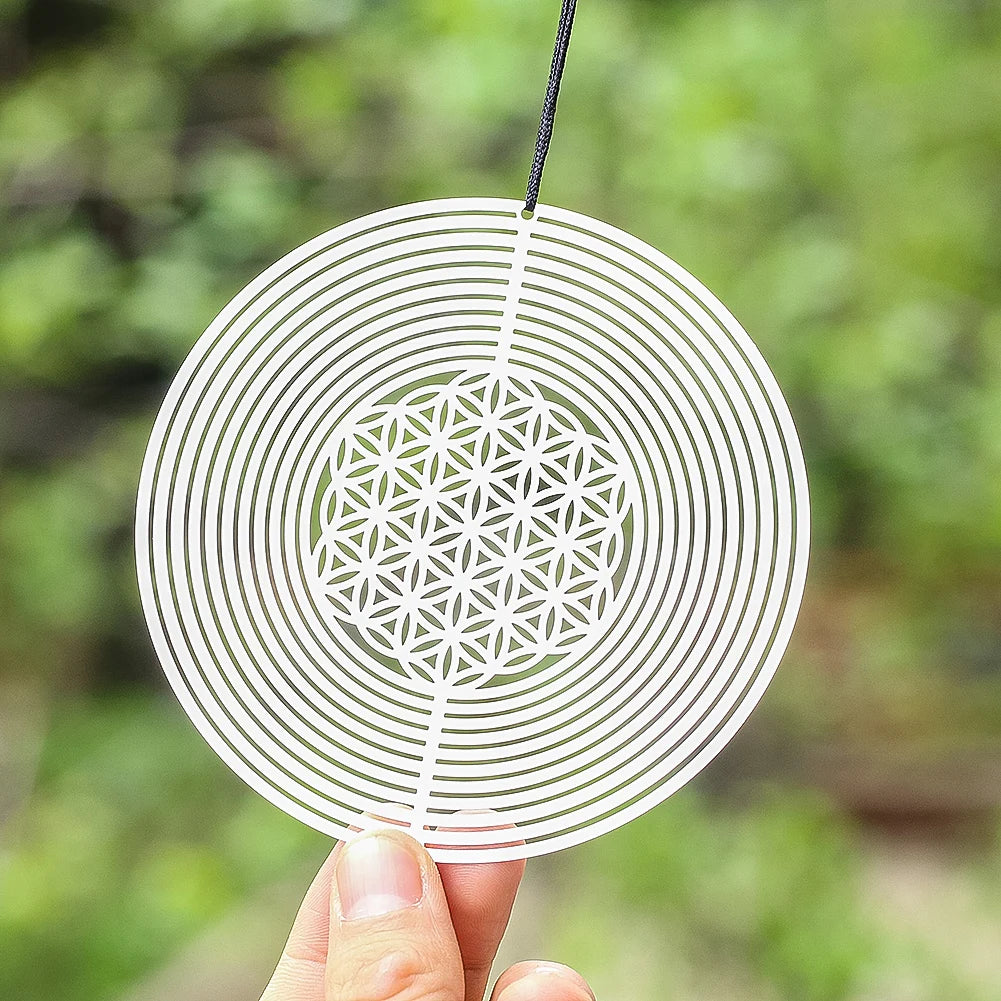 10cm Rotating 3D Mandala with Mirrored Reflection for Decoration and Meditation