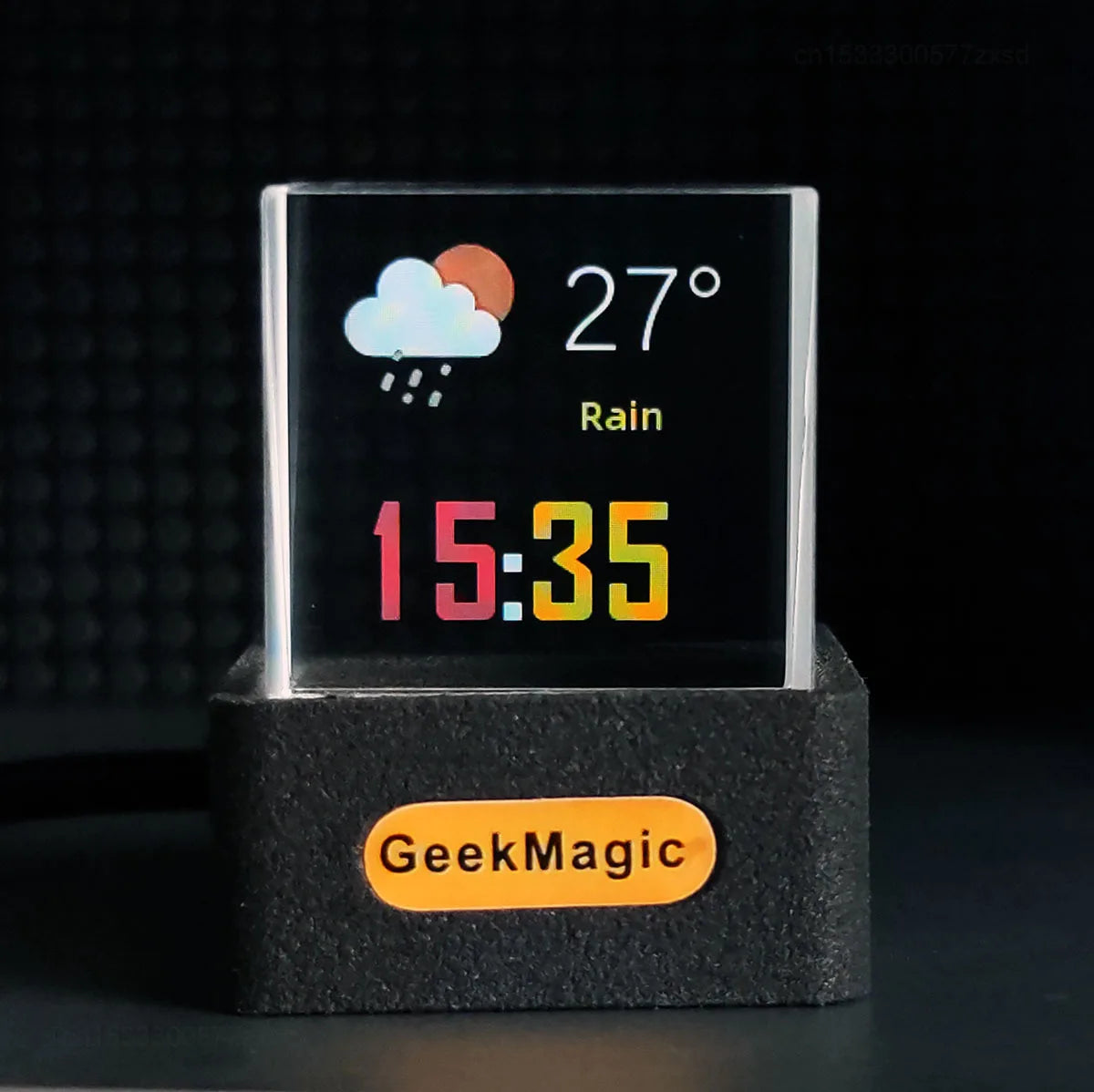 GeekMagic HoloCube – Smart Clock, Weather Station & Animated Photo Display