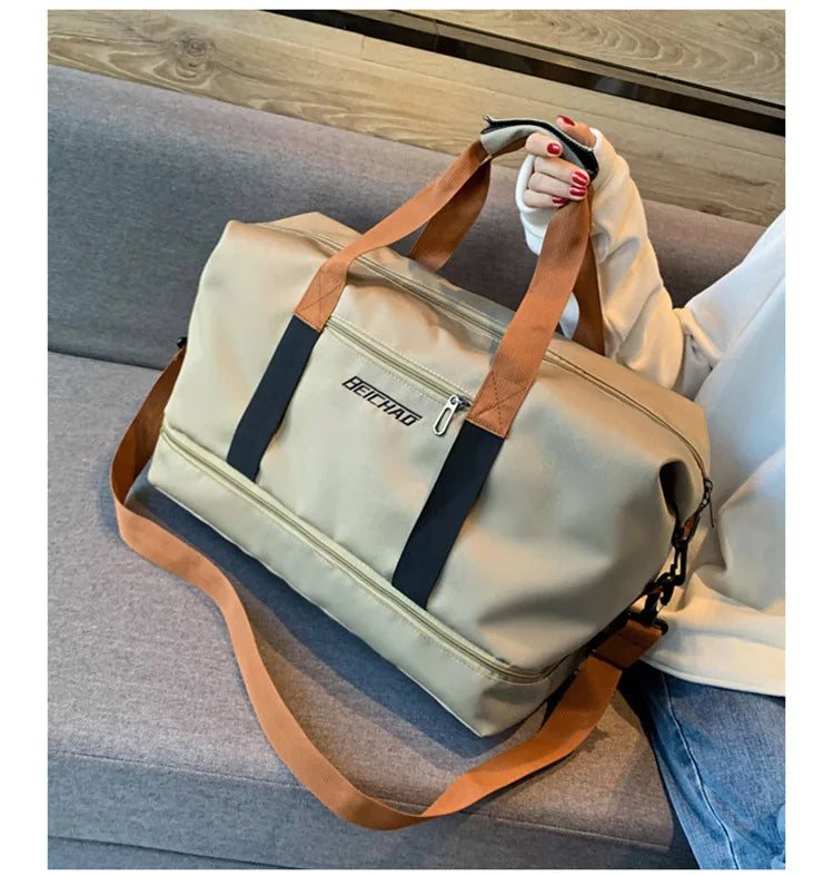 Compact Travel & Gym Duffel Bag – Dry/Wet Separation & Shoe Compartment